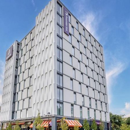 Premier Inn Milton Keynes Central Экстерьер фото